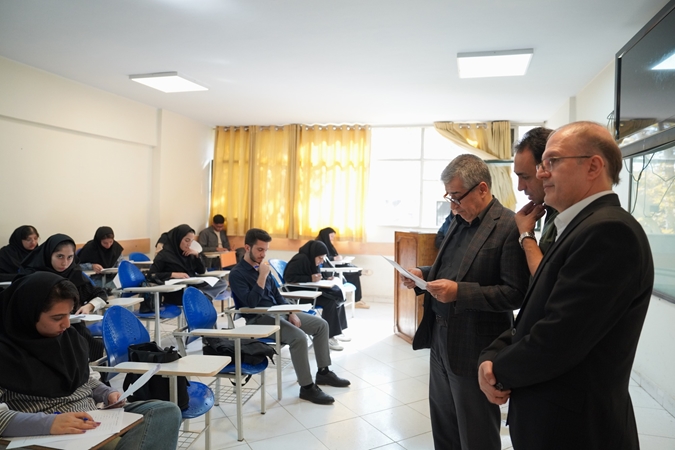 آزمون تعیین سطح زبان پیش دانشگاهی ۱ و ۲ برگزار شد